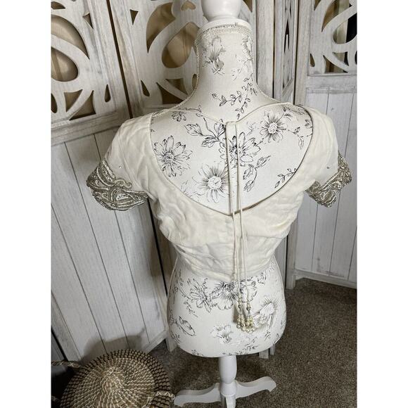 Vintage Cream White Beaded Embroidered Metallic Cropped Top Size Small - Picture 3 of 6